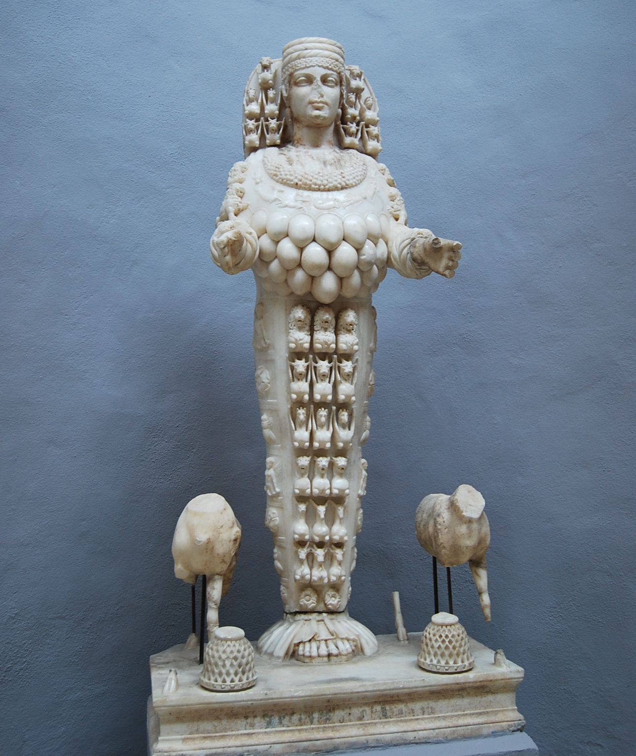 Statue of Beautiful Artemis in Ephesus Museum in Selçuk Statue of Beautiful Artemis in Ephesus Museum in Selçuk